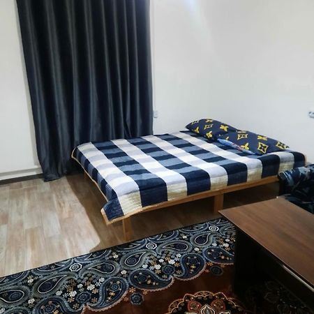 Атлант Hotel Bishkek Exterior photo
